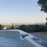Lakeview